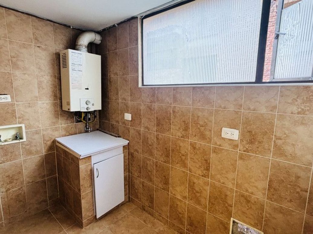 Apartamento de 2 alcobas en venta en Chico Norte Et. Iii, Bogotá, 84 m² · foto 9 de 20