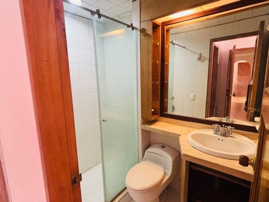 Apartamento de 2 alcobas en venta en Chico Norte Et. Iii, Bogotá, 84 m² · foto 16 de 20