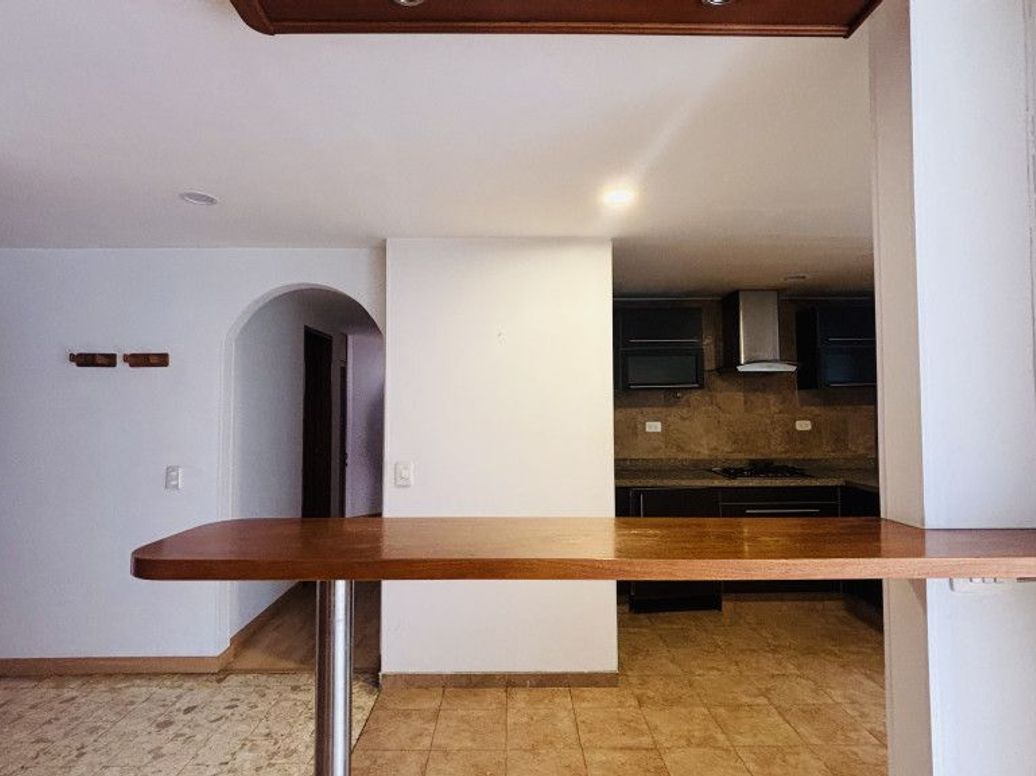 Apartamento de 2 alcobas en venta en Chico Norte Et. Iii, Bogotá, 84 m² · foto 7 de 20
