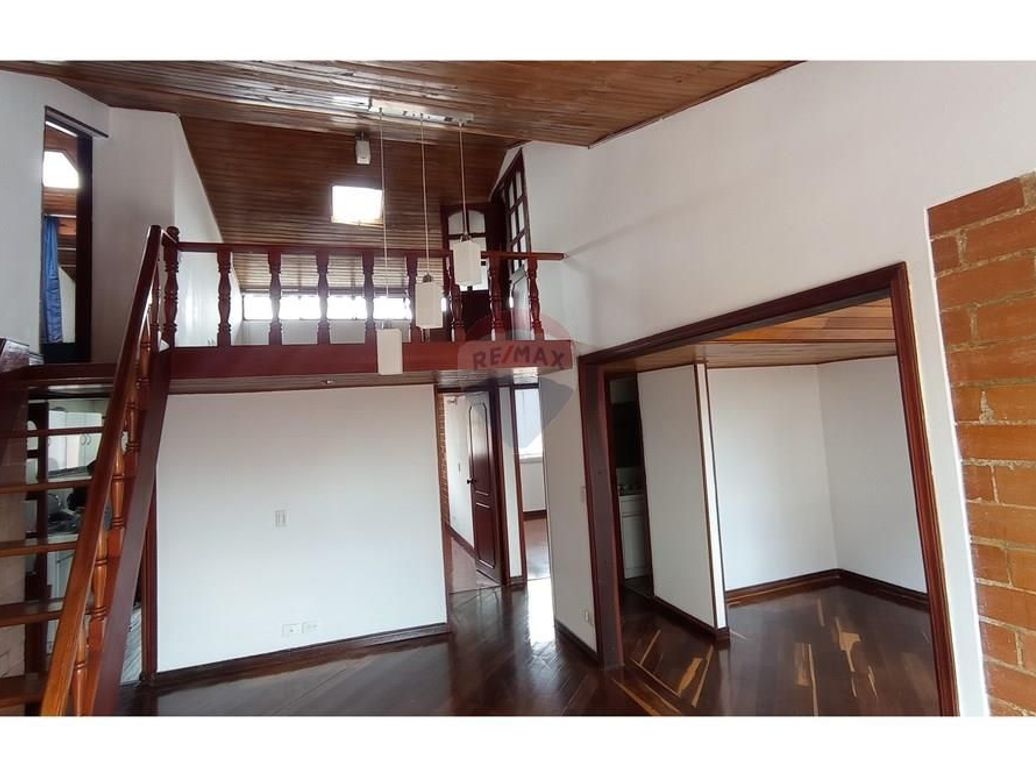 Apartamento en venta en Portales Del Norte, Bogotá · foto 3 de 20