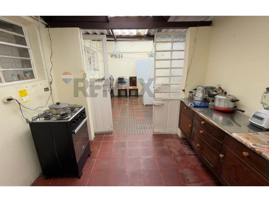 Casa de 4 alcobas en venta en Popular Modelo, Bogotá, 230 m² · foto 5 de 13
