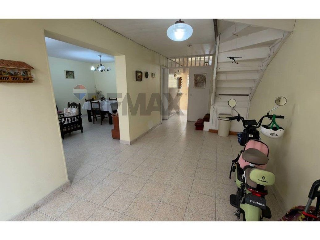 Casa de 4 alcobas en venta en Popular Modelo, Bogotá, 230 m² · foto 4 de 13