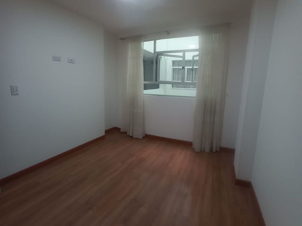 Apartamento de 2 alcobas en venta en Primavera, Bogotá, 45 m² · foto 5 de 10
