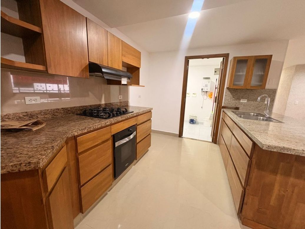 Apartamento para Arriendo en Sabaneta en Las Lomitas
