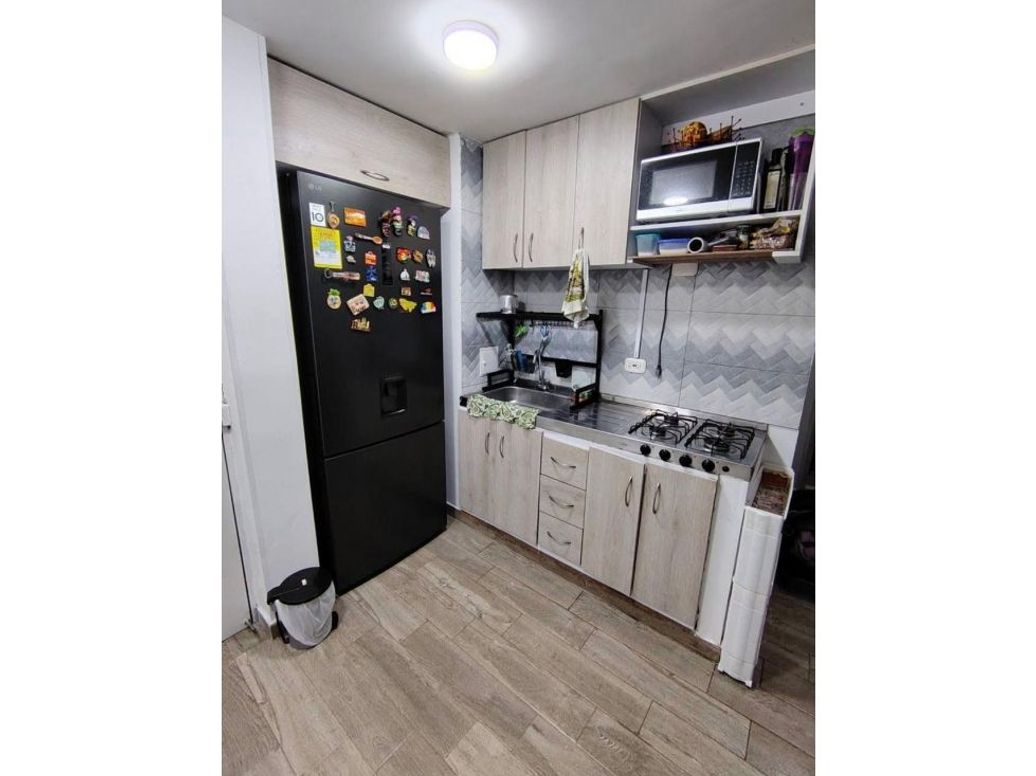 Apartamento de 2 alcobas en venta en Ismael Perdomo, Bogotá, 43 m² · foto 3 de 20