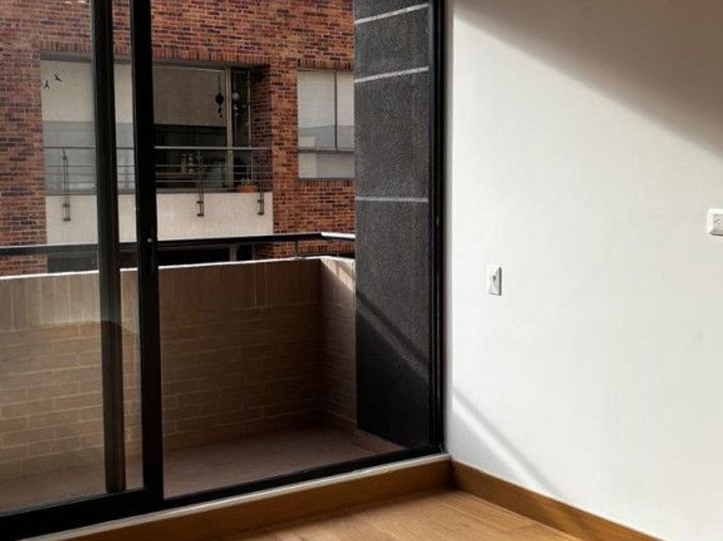 Apartamento de 1 alcoba en venta en Chico Norte Et. Ii, Bogotá, 34 m² · foto 8 de 12