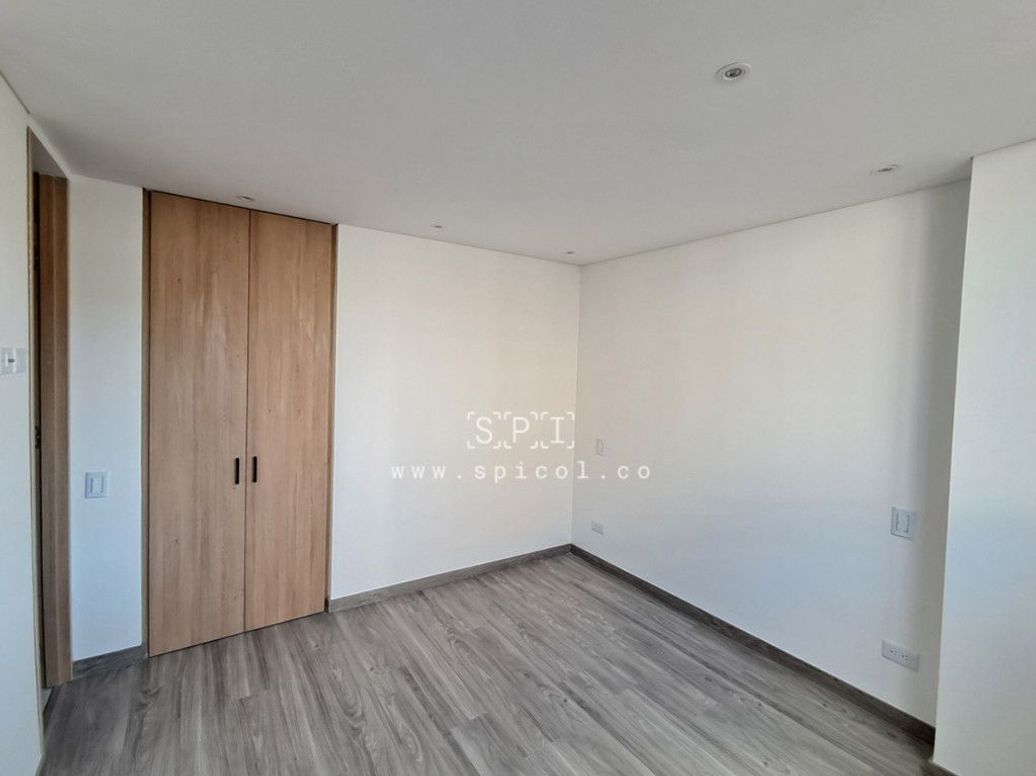 Apartaestudio en venta en Gran América, Bogotá, 28 m² · foto 3 de 16