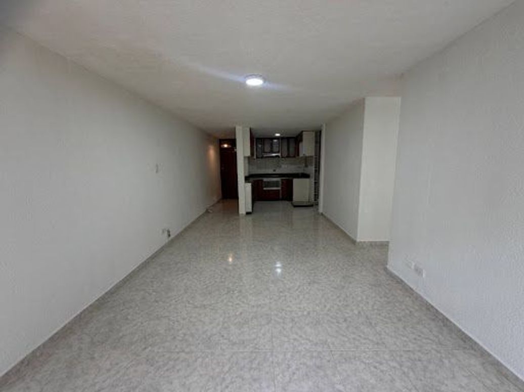 Apartamento de 2 alcobas en venta en Centro Historico, Bogotá, 80 m² · foto 4 de 20