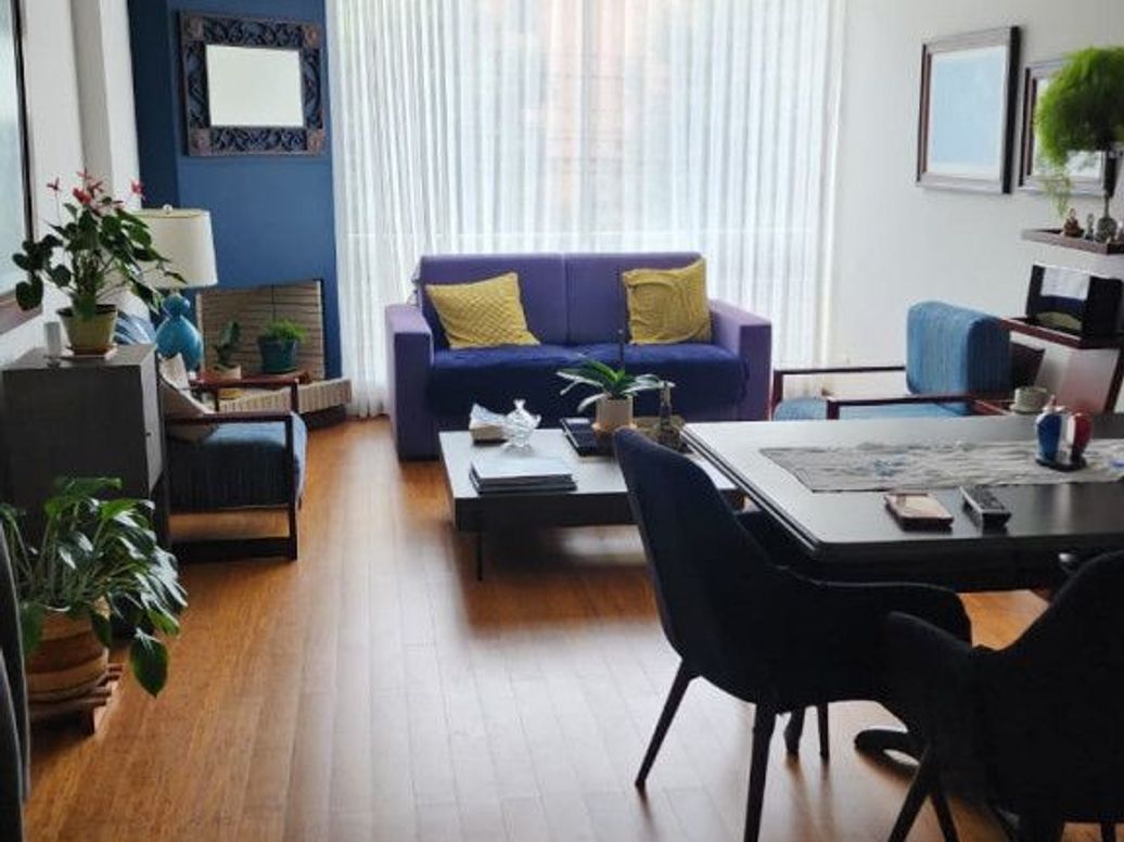 Apartamento de 3 alcobas en venta en Santa Barbara Occidental, Bogotá, 119 m² · foto 2 de 17