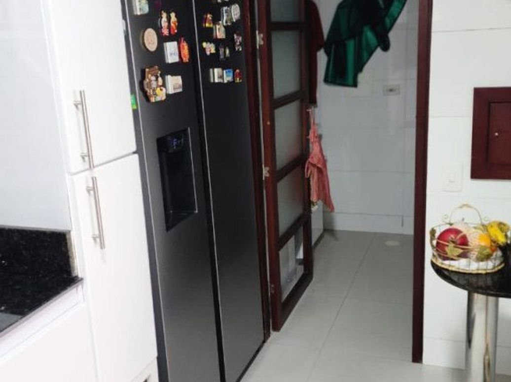 Apartamento de 3 alcobas en venta en Santa Barbara Occidental, Bogotá, 119 m² · foto 6 de 17
