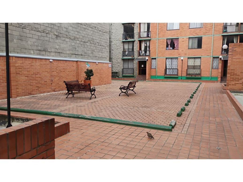 Apartamento de 3 alcobas en venta en San Cristobal Norte, Bogotá, 63 m² · foto 2 de 20