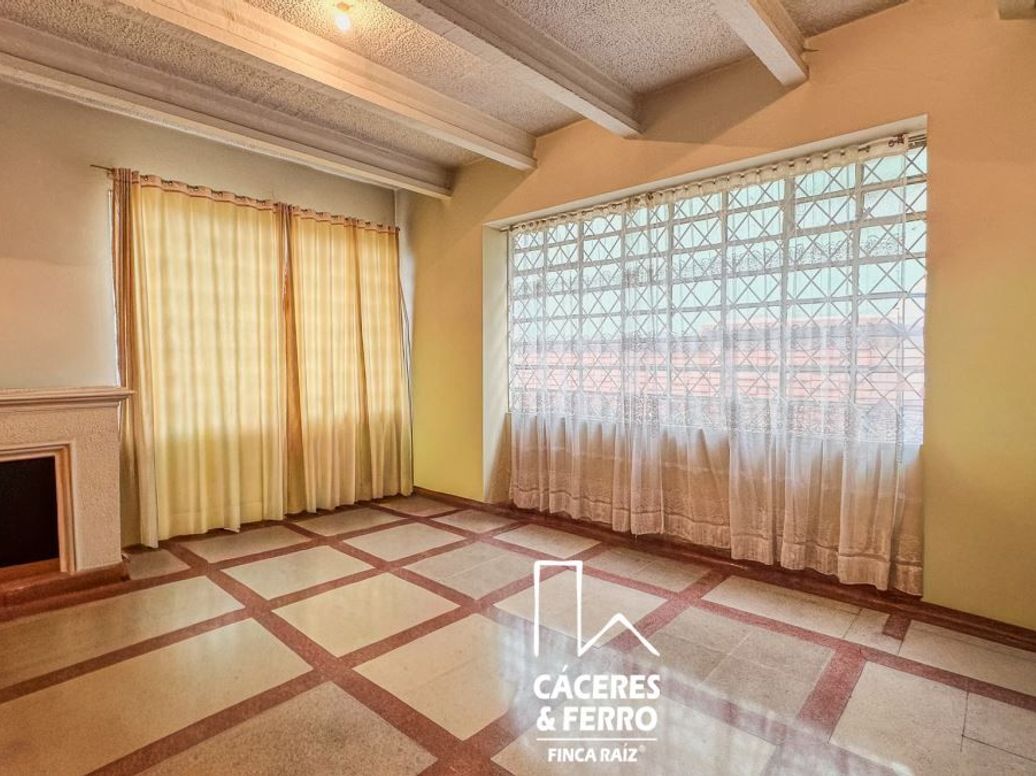 Casa de 4 alcobas en venta en San Felipe, Bogotá, 260 m² · foto 14 de 18