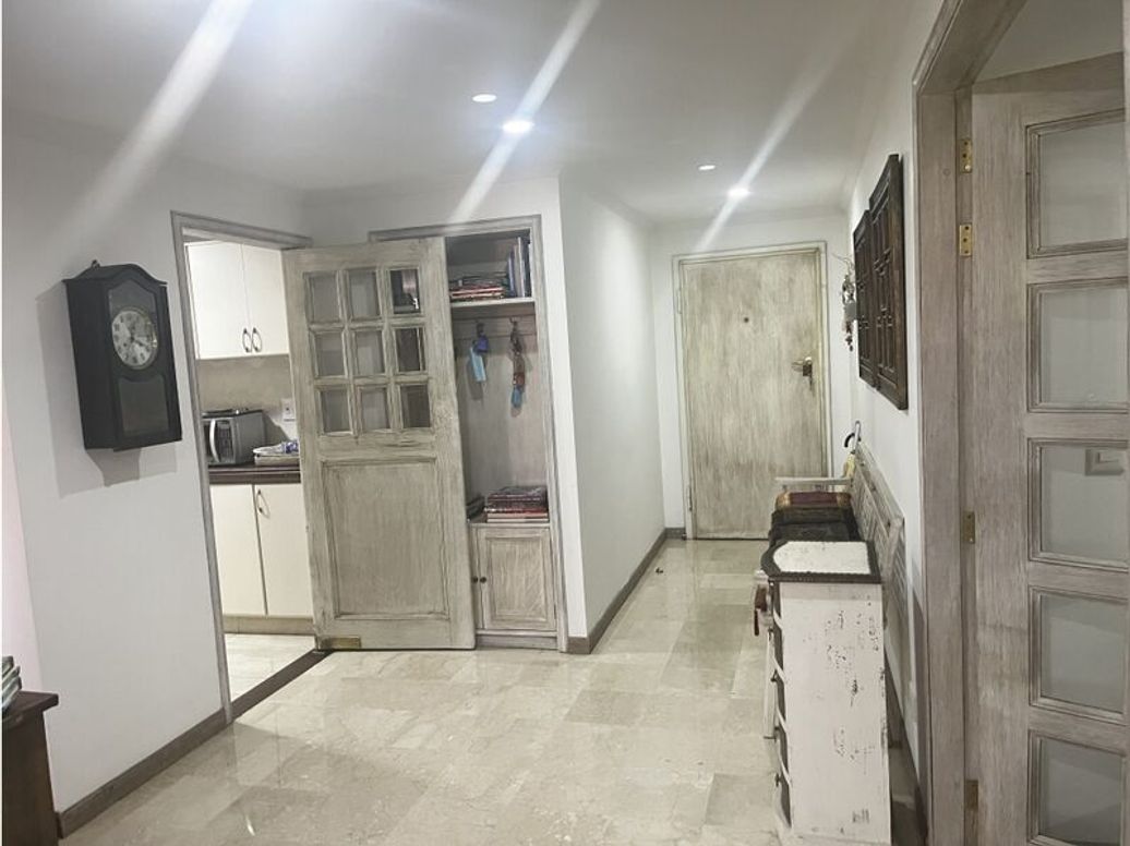 Apartamento de 3 alcobas en venta en Bella Suiza, Bogotá, 145 m² · foto 12 de 17
