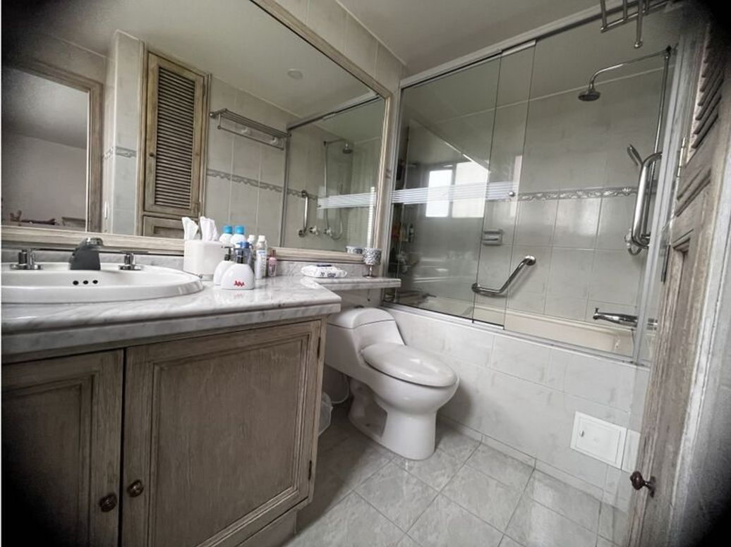 Apartamento de 3 alcobas en venta en Bella Suiza, Bogotá, 145 m² · foto 15 de 17