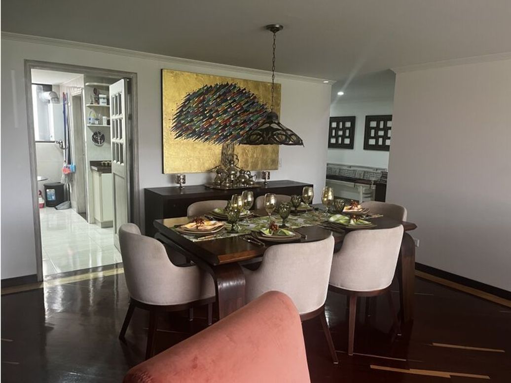 Apartamento de 3 alcobas en venta en Bella Suiza, Bogotá, 145 m² · foto 4 de 17