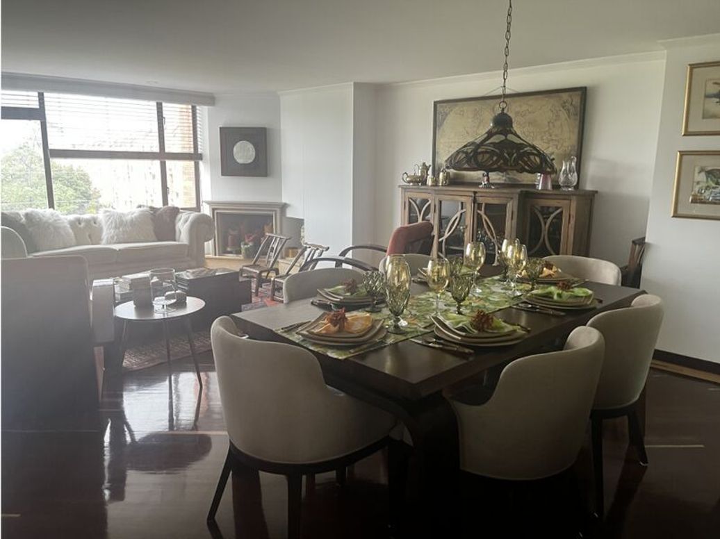 Apartamento de 3 alcobas en venta en Bella Suiza, Bogotá, 145 m² · foto 3 de 17