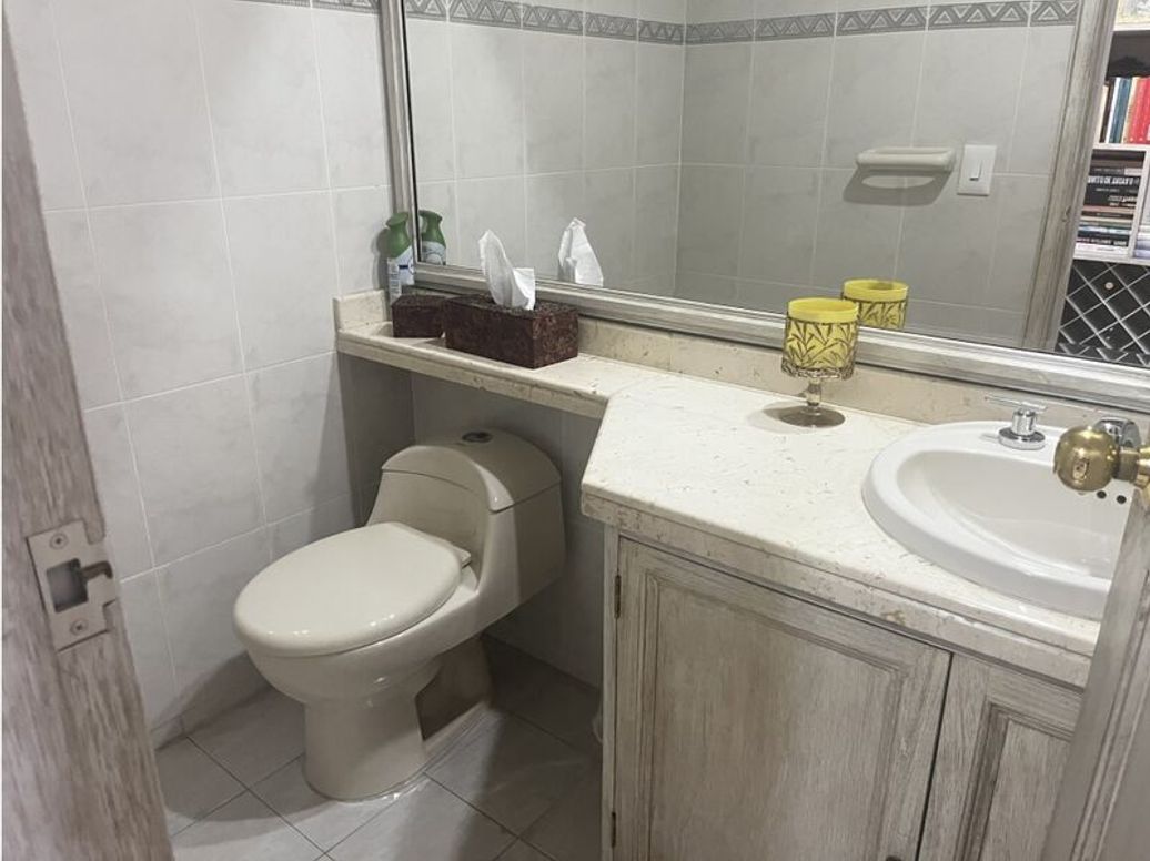 Apartamento de 3 alcobas en venta en Bella Suiza, Bogotá, 145 m² · foto 11 de 17