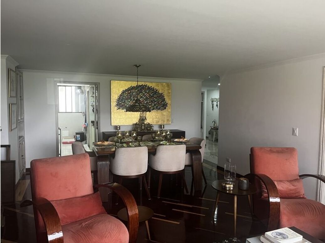 Apartamento de 3 alcobas en venta en Bella Suiza, Bogotá, 145 m² · foto 7 de 17