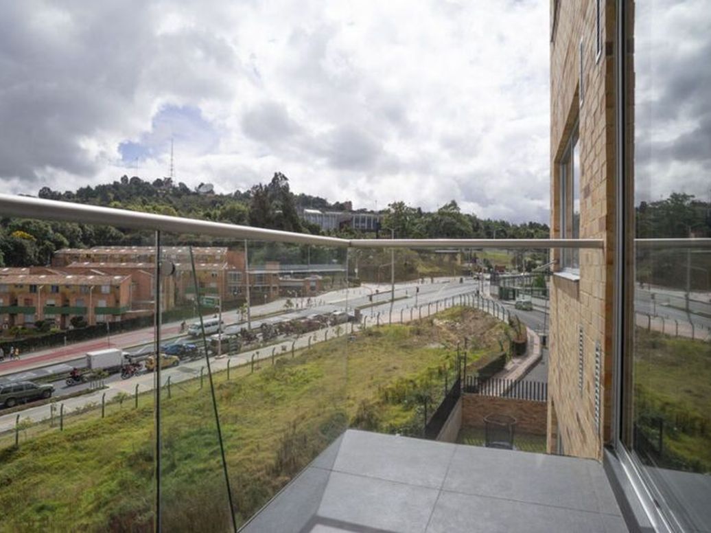 Apartamento de 2 alcobas en venta en Tierra Linda, Bogotá, 80 m² · foto 4 de 20
