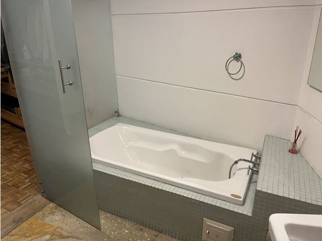 Apartamento de 3 alcobas en venta en La Macarena, Bogotá, 131 m² · foto 14 de 16