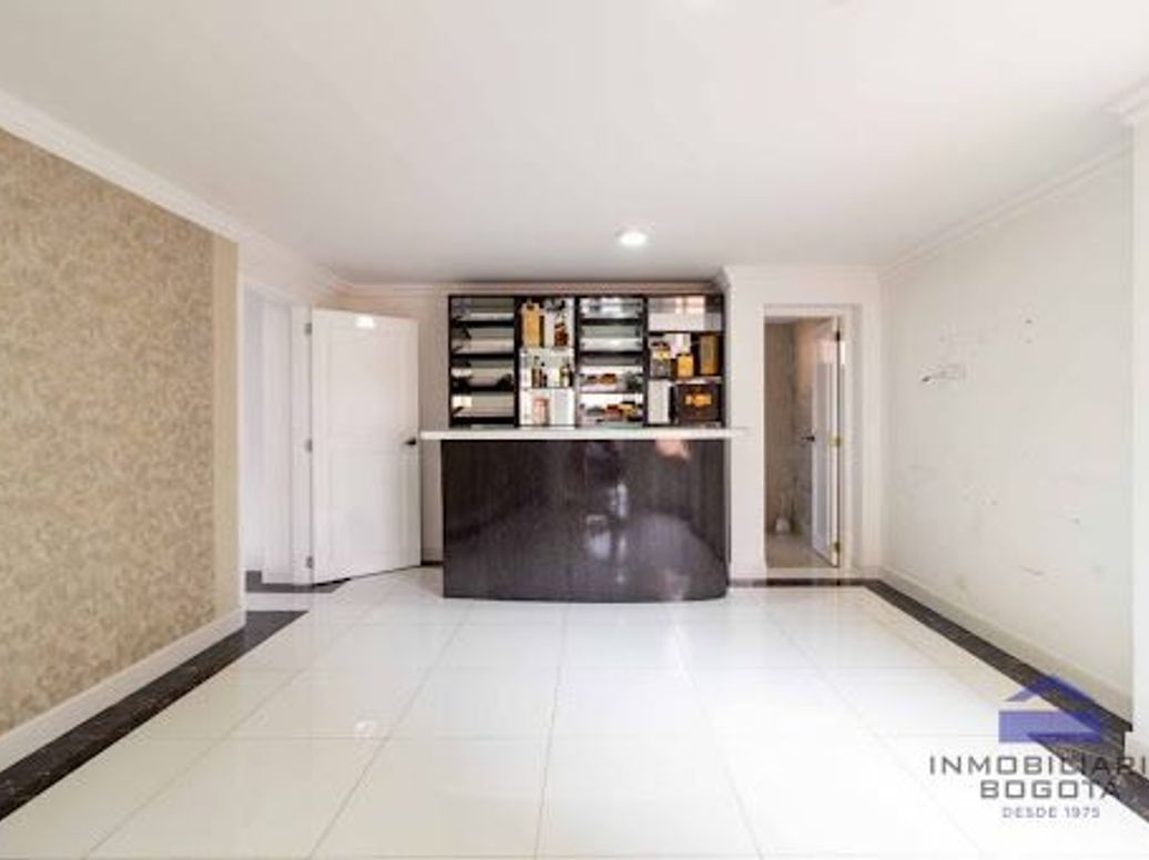 Apartamento de 5 alcobas en venta en Chicó Norte, Bogotá, 267 m² · foto 17 de 20