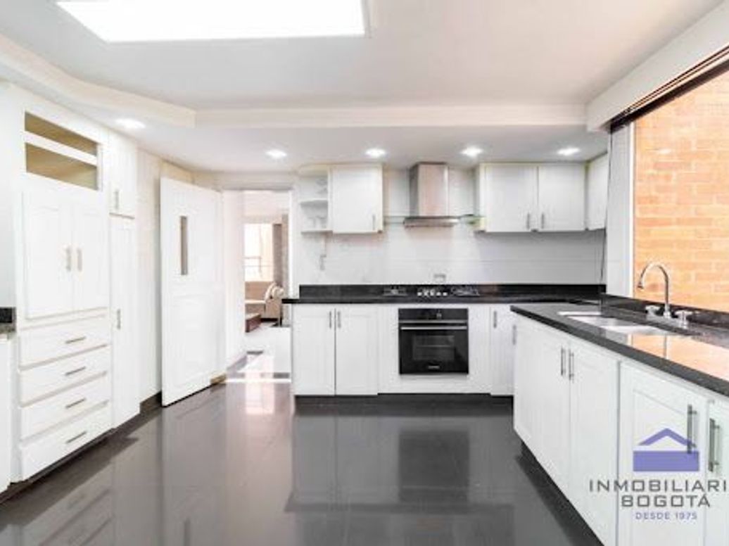 Apartamento de 5 alcobas en venta en Chicó Norte, Bogotá, 267 m² · foto 19 de 20