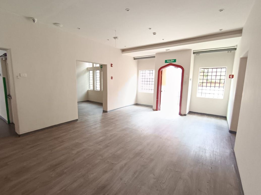 Casa en arriendo en La Merced, Bogotá · foto 10 de 19