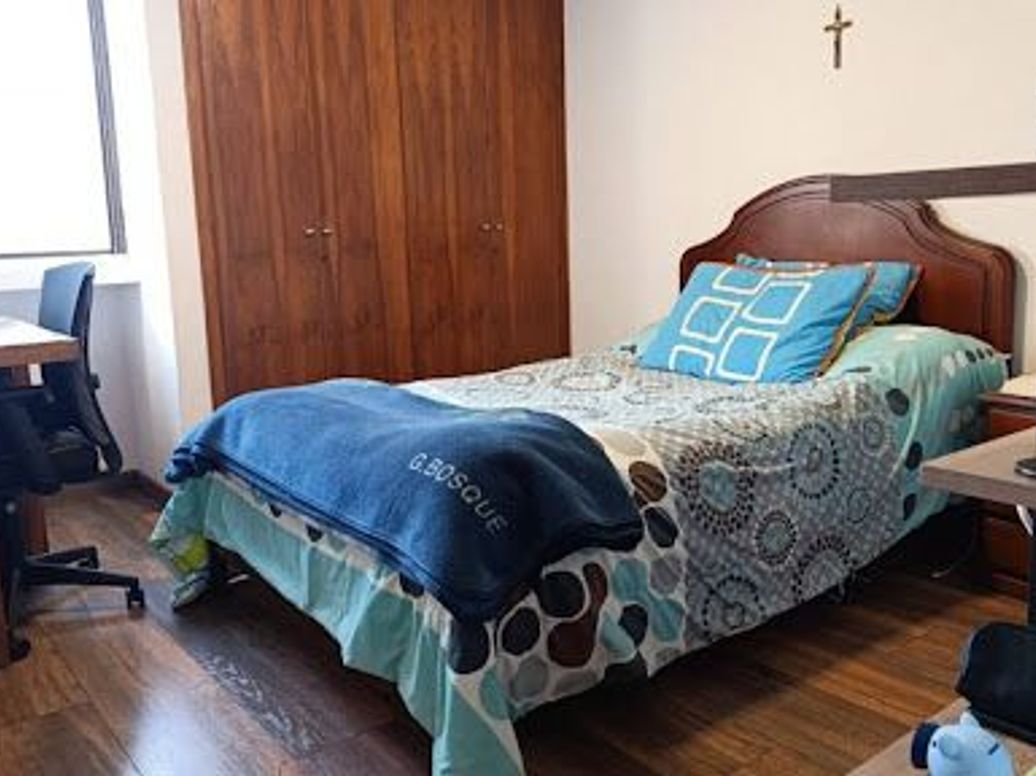 Apartamento de 3 alcobas en venta en Las Nieves, Bogotá, 128 m² · foto 4 de 16