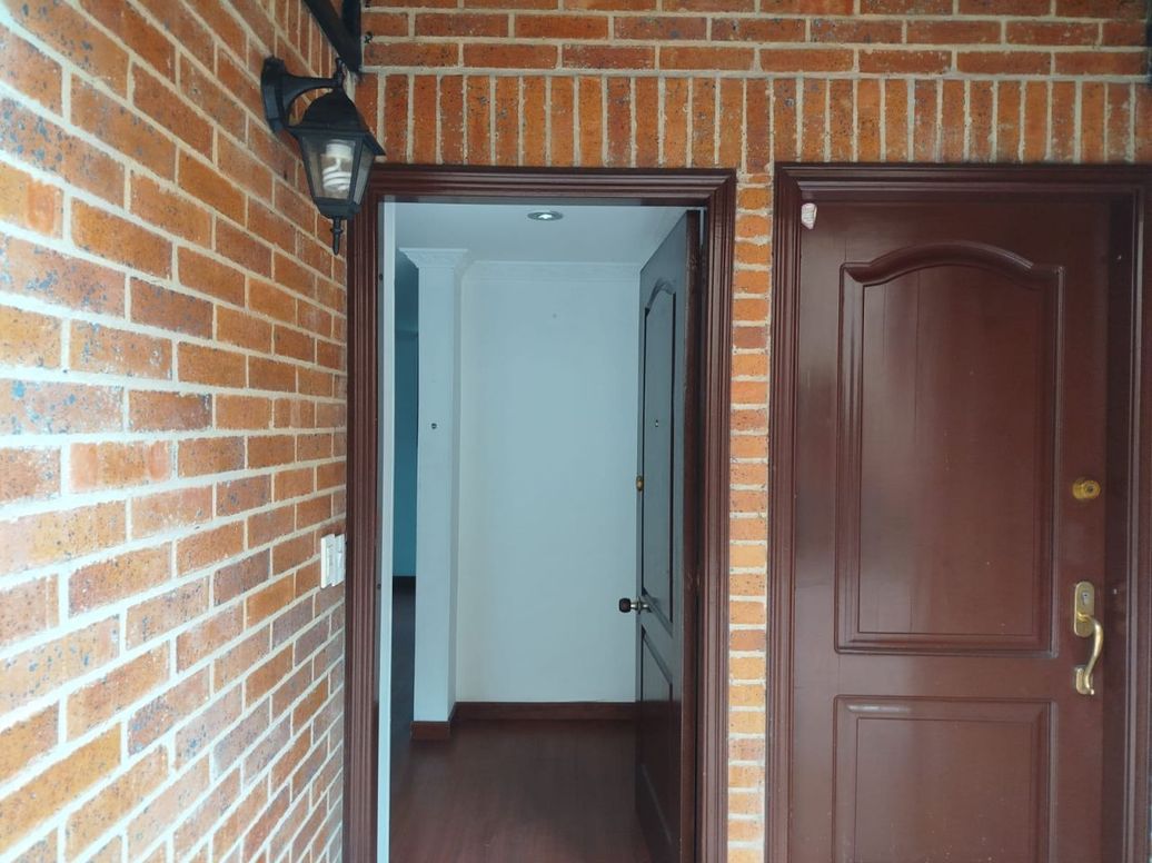 Casa de 3 alcobas en venta en Atenas, Bogotá, 104 m² · foto 7 de 19