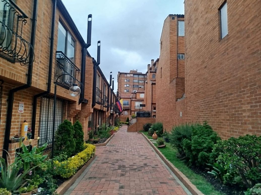 Casa de 3 alcobas en venta en Atenas, Bogotá, 104 m² · foto 3 de 19