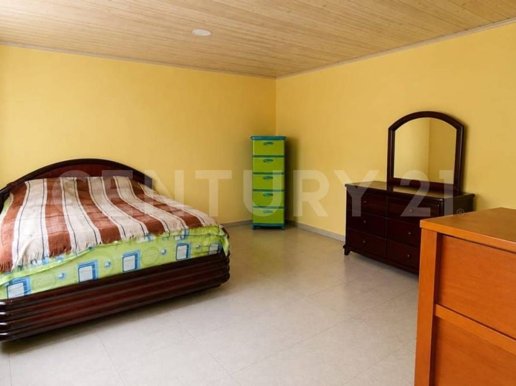 Casa de 6 alcobas en venta en San Isidro, Bogotá, 360 m² · foto 10 de 18