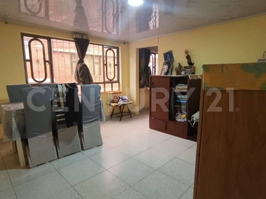 Casa de 6 alcobas en venta en San Isidro, Bogotá, 360 m² · foto 12 de 18