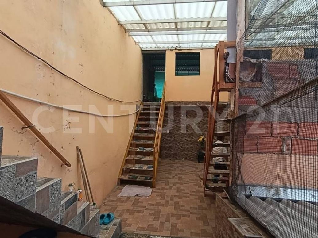 Casa de 6 alcobas en venta en San Isidro, Bogotá, 360 m² · foto 16 de 18
