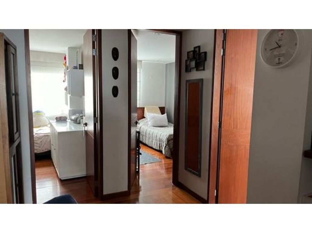 Apartamento de 4 alcobas en venta en Chapinero Alto, Bogotá, 141 m² · foto 16 de 18