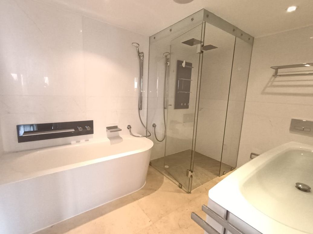 Apartamento de 2 alcobas en venta en El Refugio, Bogotá, 192 m² · foto 12 de 20