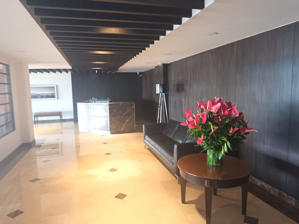 Apartamento de 2 alcobas en venta en El Refugio, Bogotá, 192 m² · foto 20 de 20