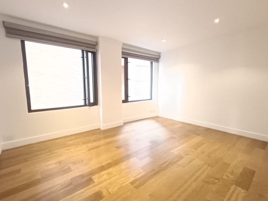 Apartamento de 2 alcobas en venta en El Refugio, Bogotá, 192 m² · foto 15 de 20
