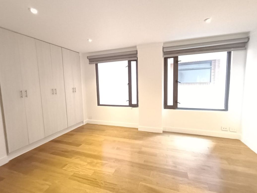 Apartamento de 2 alcobas en venta en El Refugio, Bogotá, 192 m² · foto 17 de 20