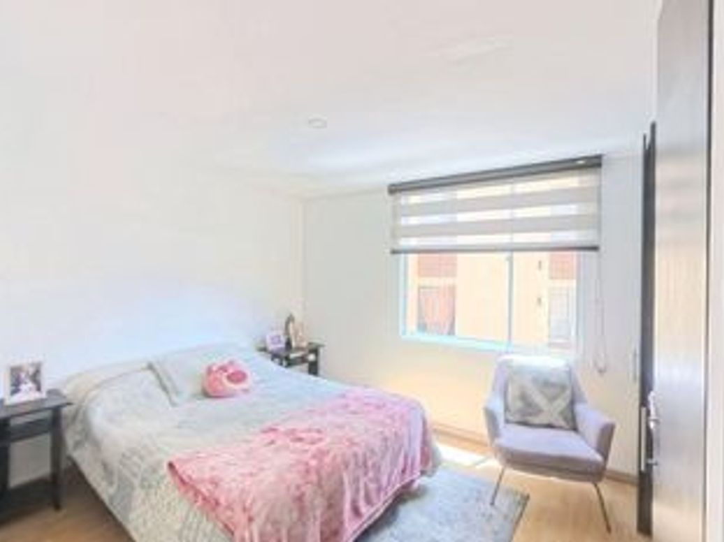Apartamento de 2 alcobas en venta en Prados Del Salitre, Bogotá, 52 m² · foto 3 de 13
