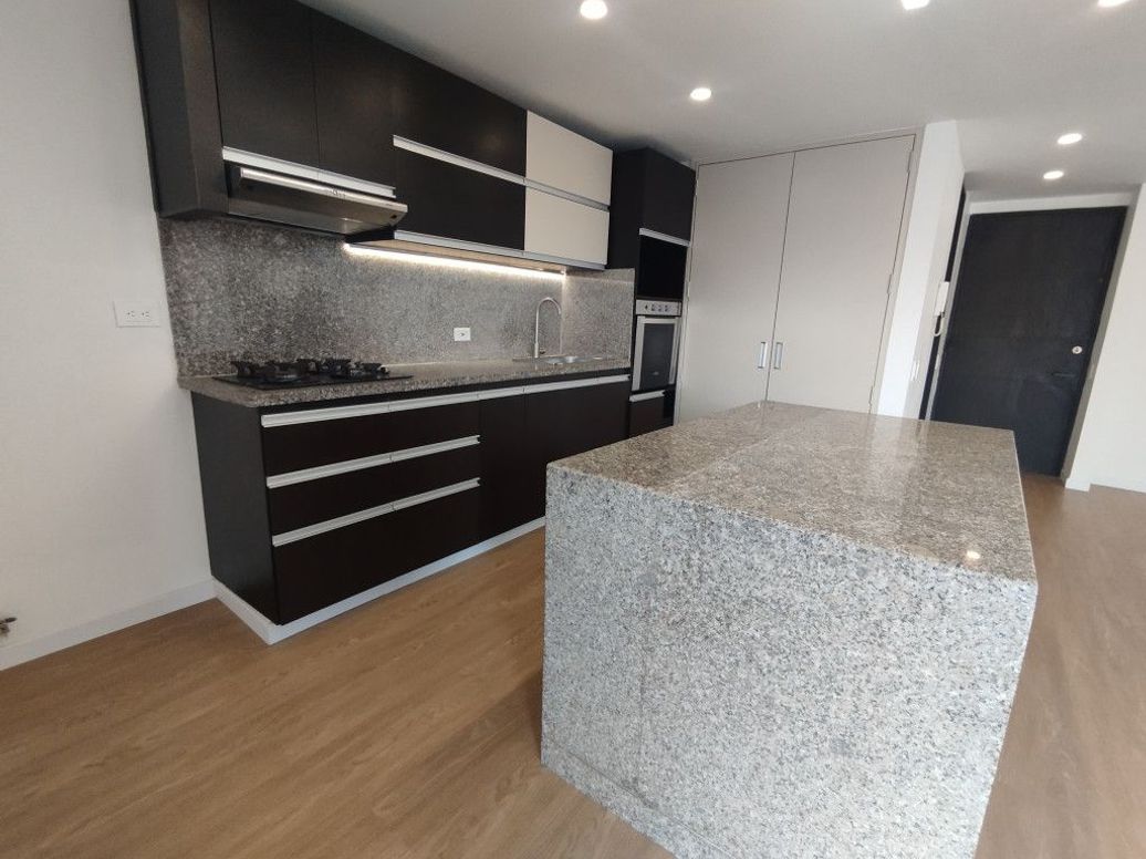 Apartamento de 1 alcoba en venta en Mónaco, Bogotá, 65 m² · foto 13 de 20