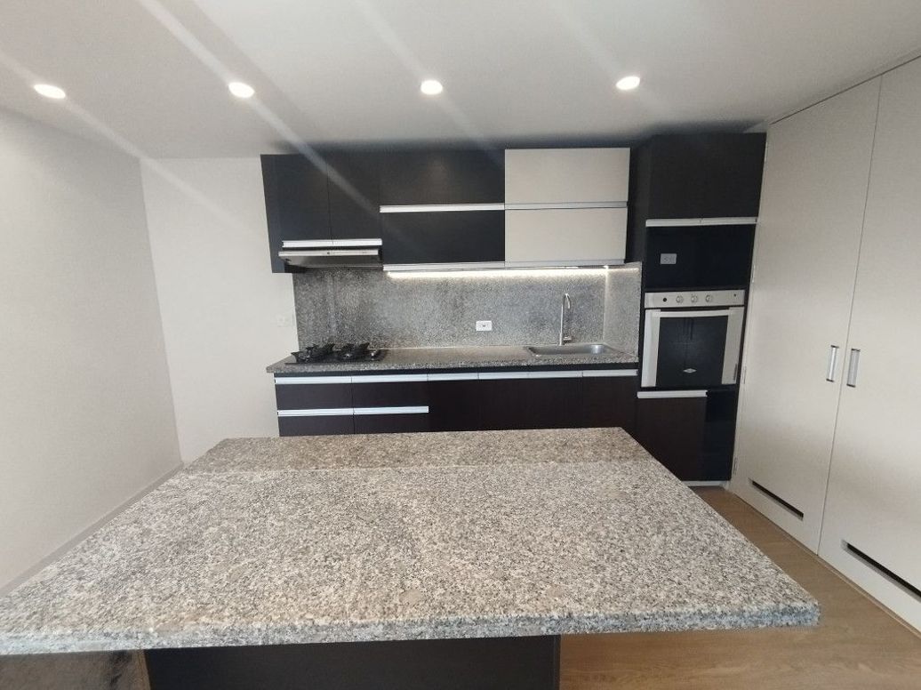 Apartamento de 1 alcoba en venta en Mónaco, Bogotá, 65 m² · foto 8 de 20