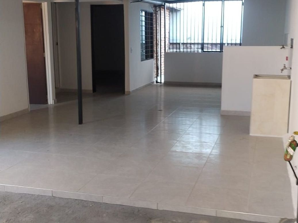 Apartamento en Arriendo en La Floresta, Comuna 8, Cali en La Floresta