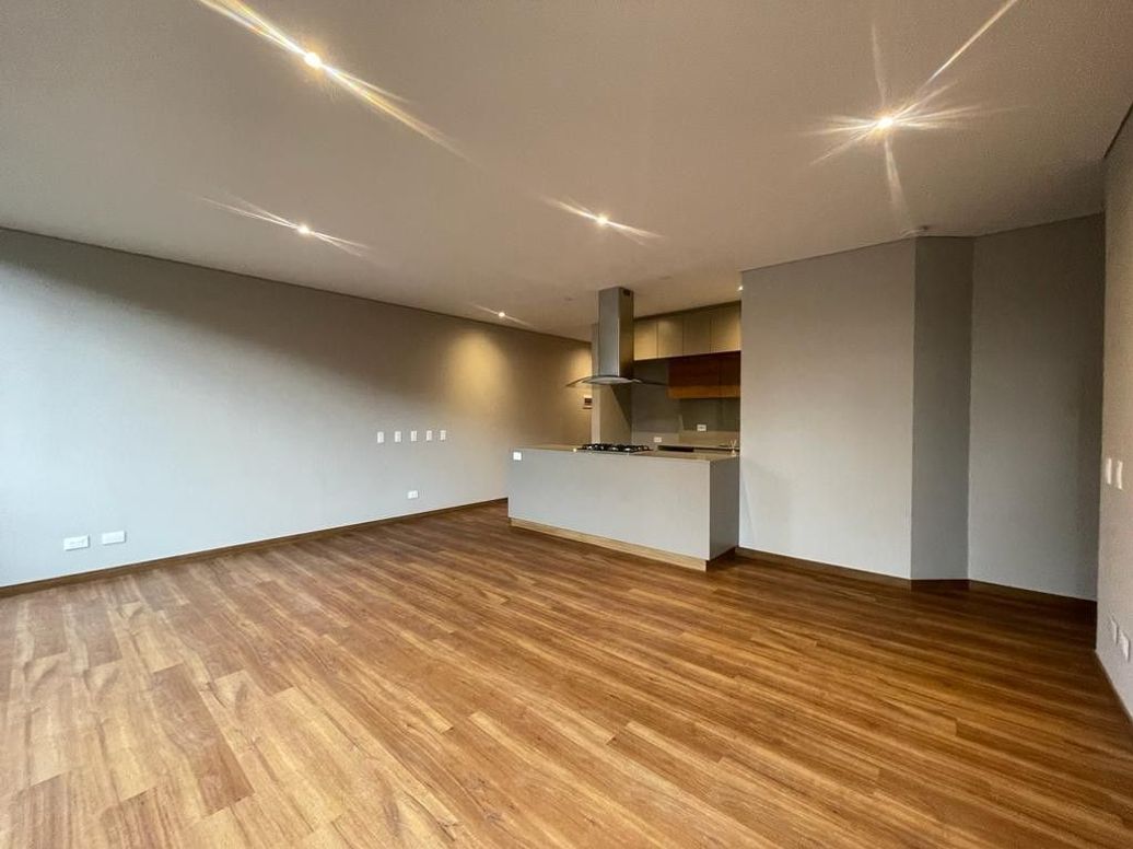 Apartamento de 2 alcobas en arriendo en Chico Norte Et. Iii, Bogotá, 85 m² · foto 19 de 20