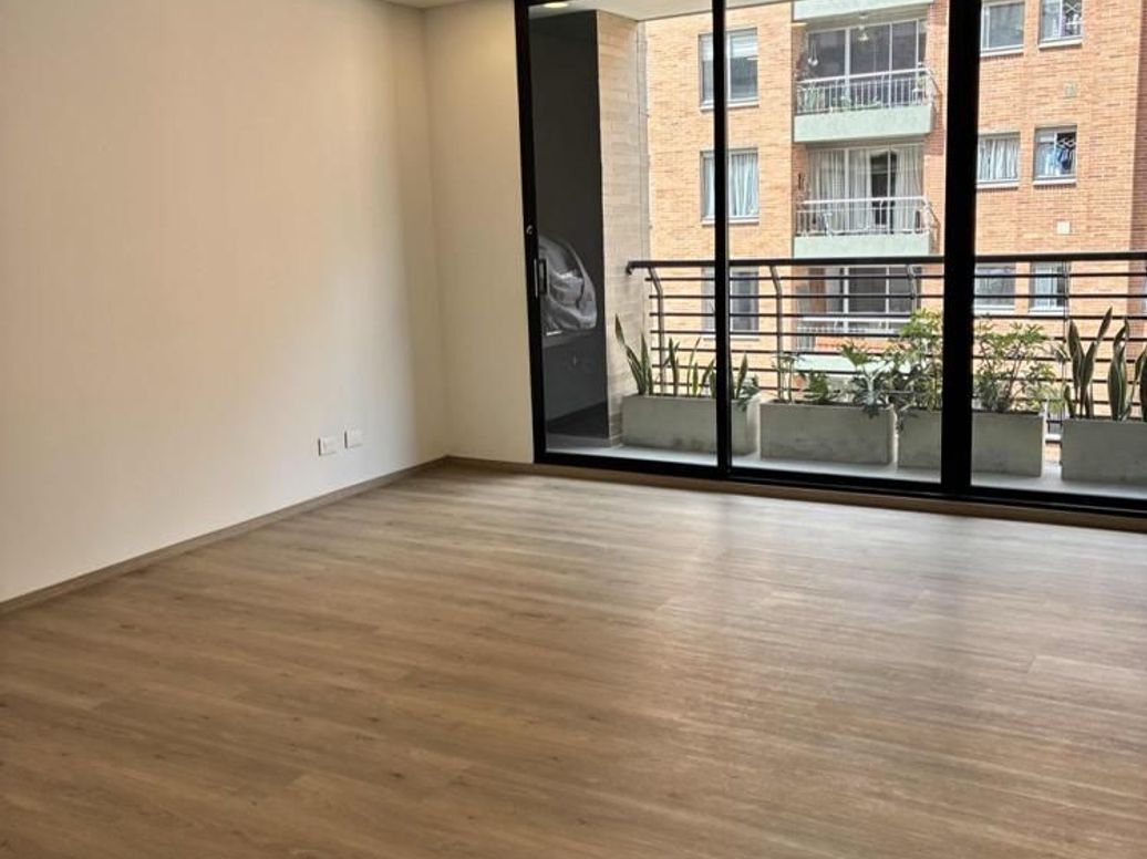 Apartamento de 3 alcobas en venta en Ciudad Salitre Nor-Oriental, Bogotá, 107 m² · foto 8 de 20