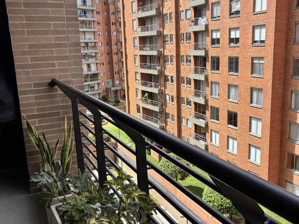 Apartamento de 3 alcobas en venta en Ciudad Salitre Nor-Oriental, Bogotá, 107 m² · foto 10 de 20