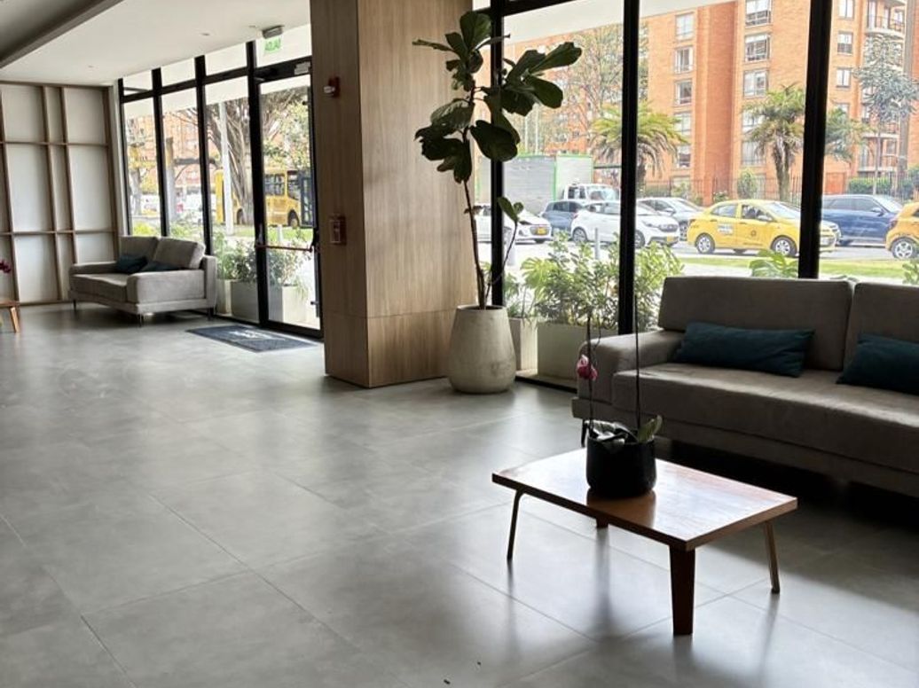 Apartamento de 3 alcobas en venta en Ciudad Salitre Nor-Oriental, Bogotá, 119 m² · foto 2 de 20