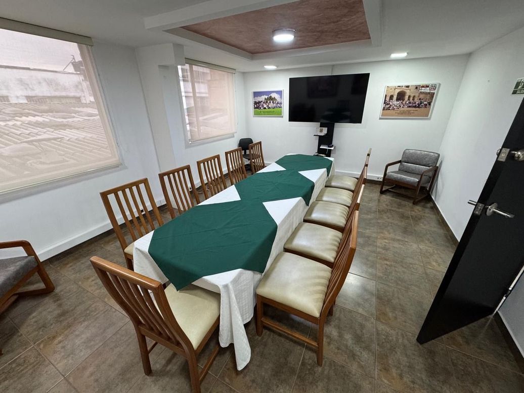 Casa de 6 alcobas en venta en Estoril, Bogotá, 580 m² · foto 3 de 20