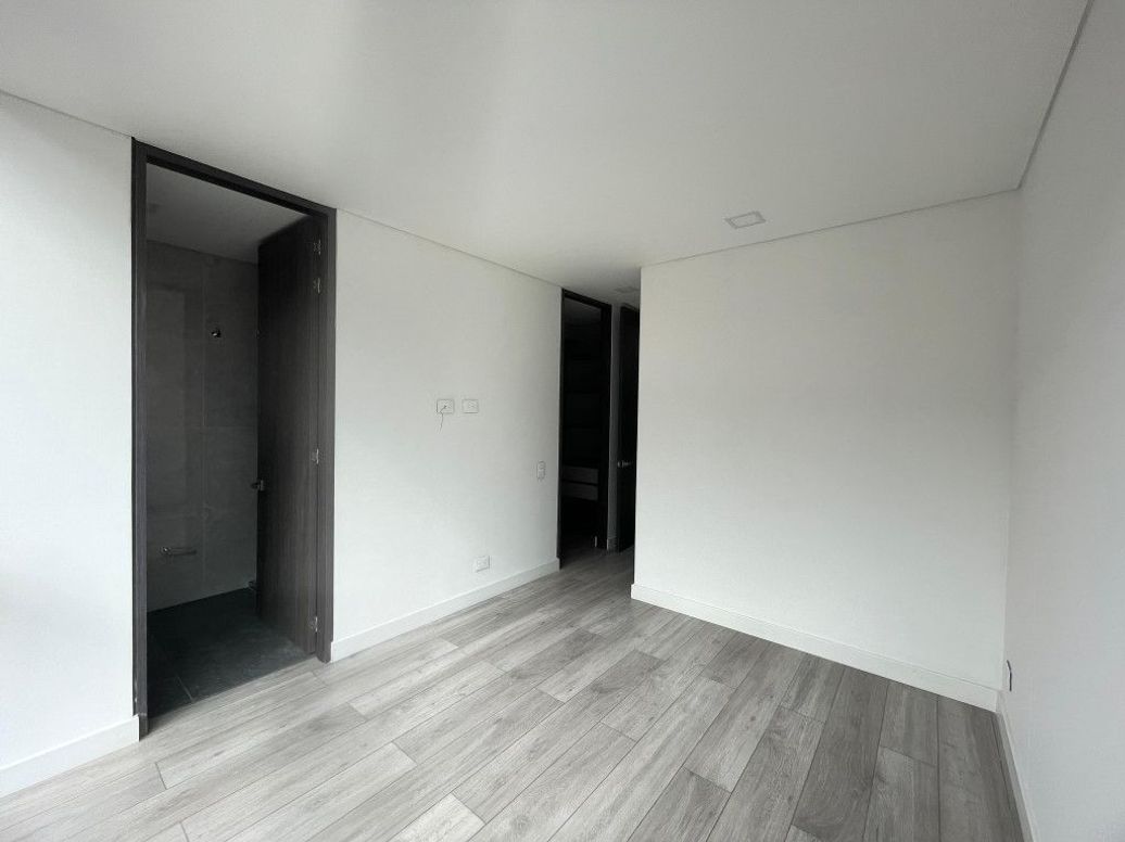 Apartamento de 2 alcobas en arriendo en Santa Barbara Oriental, Bogotá, 53 m² · foto 7 de 13