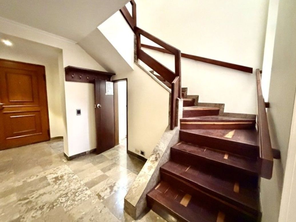 Apartamento de 3 alcobas en venta en La Cabrera, Bogotá, 509 m² · foto 16 de 20