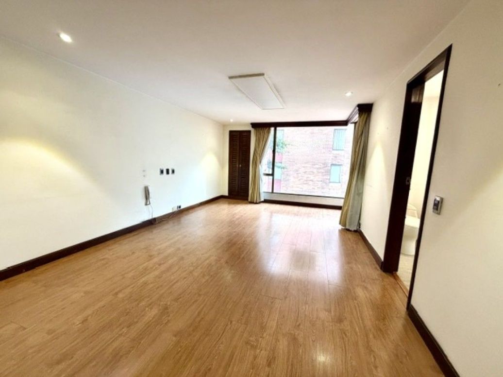 Apartamento de 3 alcobas en venta en La Cabrera, Bogotá, 509 m² · foto 19 de 20